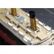 SCATOLA MONTAGGIO TITANIC 1:250