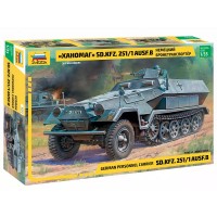 ZVEZDA - 1/35 HANOMAG SD.KFZ.251/1 AUSF.B